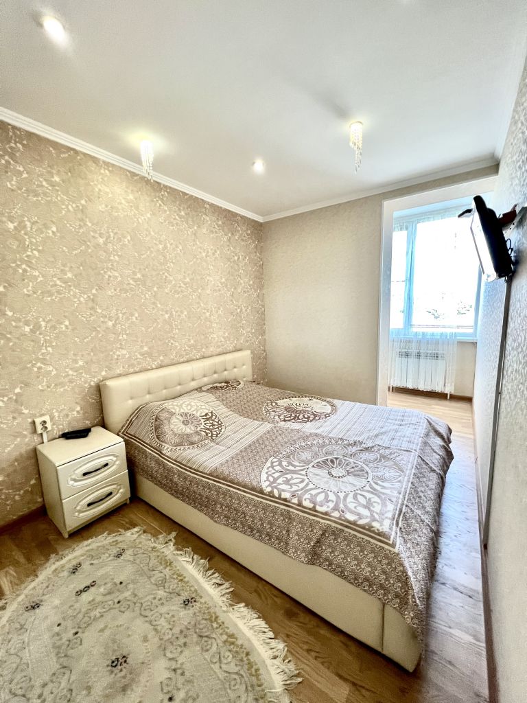 Продажа 3-комнатной квартиры, Ессентуки, Кисловодская ул,  181