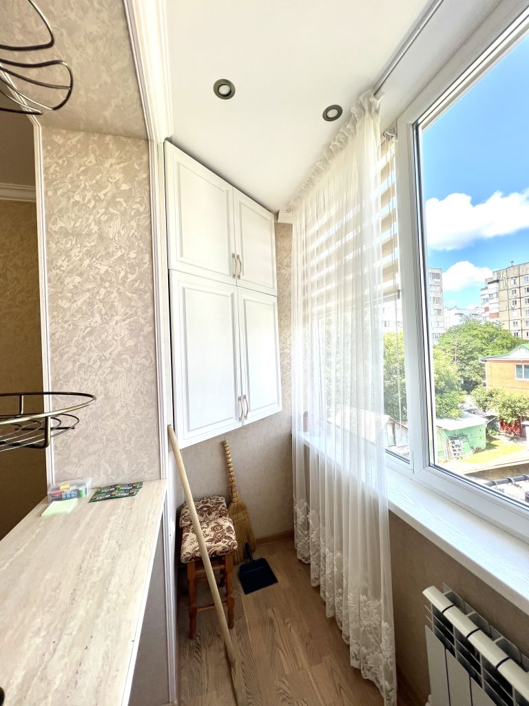 Продажа 3-комнатной квартиры, Ессентуки, Кисловодская ул,  181