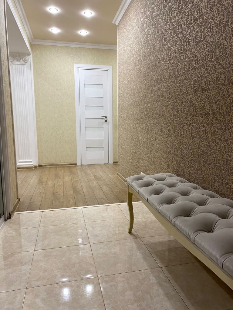 Продажа 2-комнатной квартиры, Ессентуки, Октябрьская ул,  458