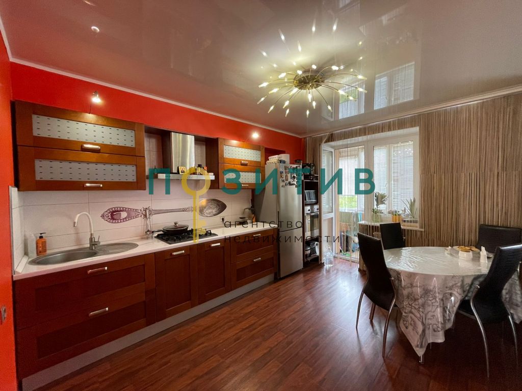 Продажа 3-комнатной квартиры, Минеральные Воды, Новоселов ул,  6