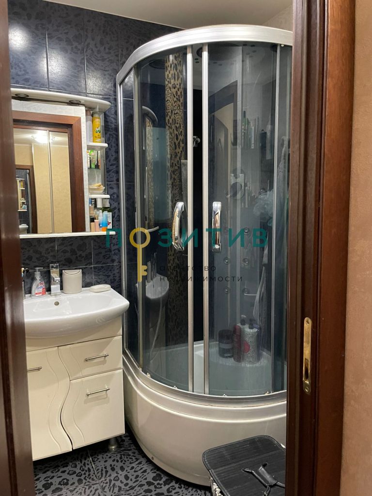 Продажа 3-комнатной квартиры, Минеральные Воды, Новоселов ул,  6