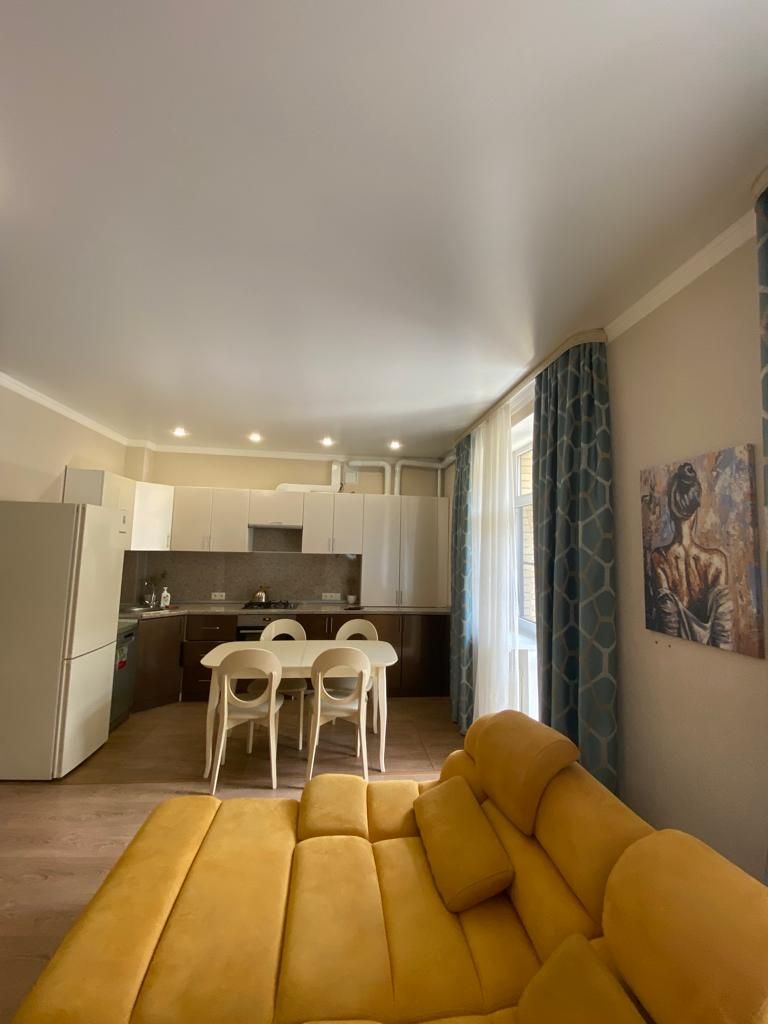 Продажа 2-комнатной квартиры, Ессентуки, Малая Садовая ул,  26