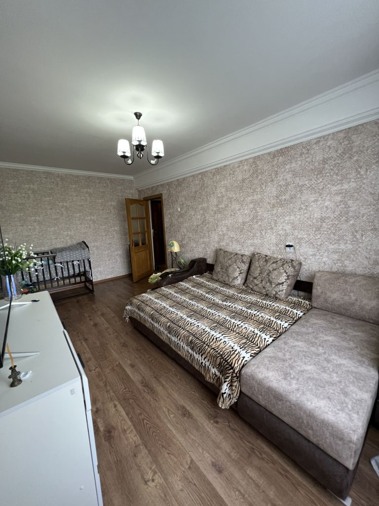 Продажа 2-комнатной квартиры, Ессентуки, Долина Роз ул,  12