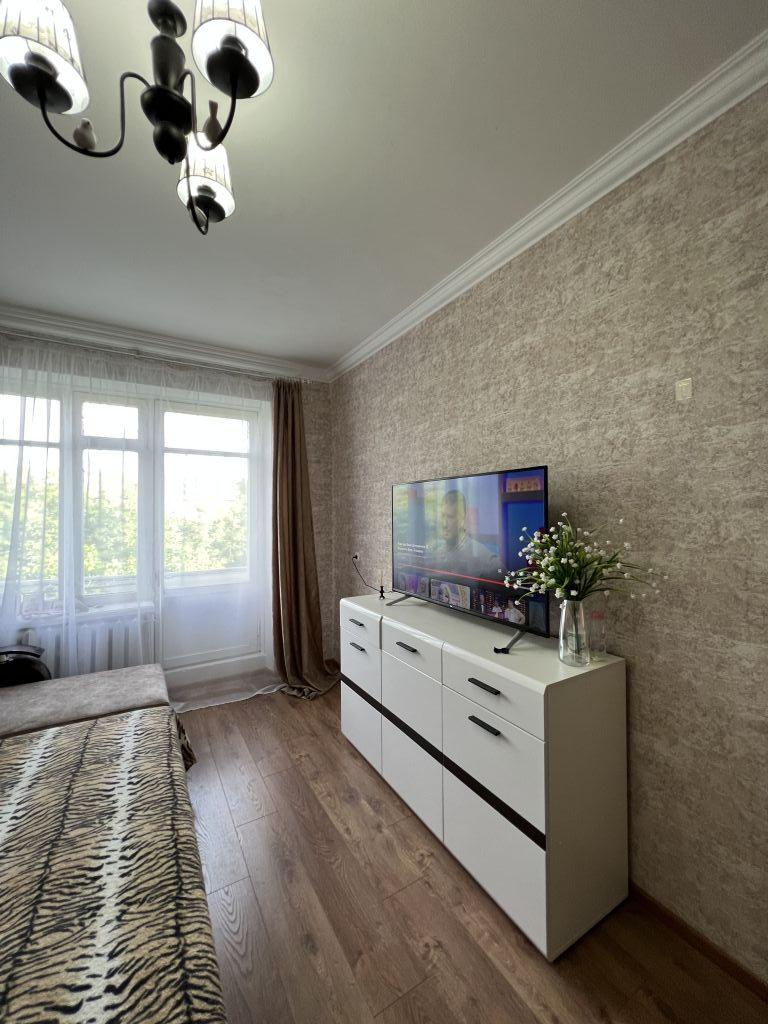 Продажа 2-комнатной квартиры, Ессентуки, Долина Роз ул,  12