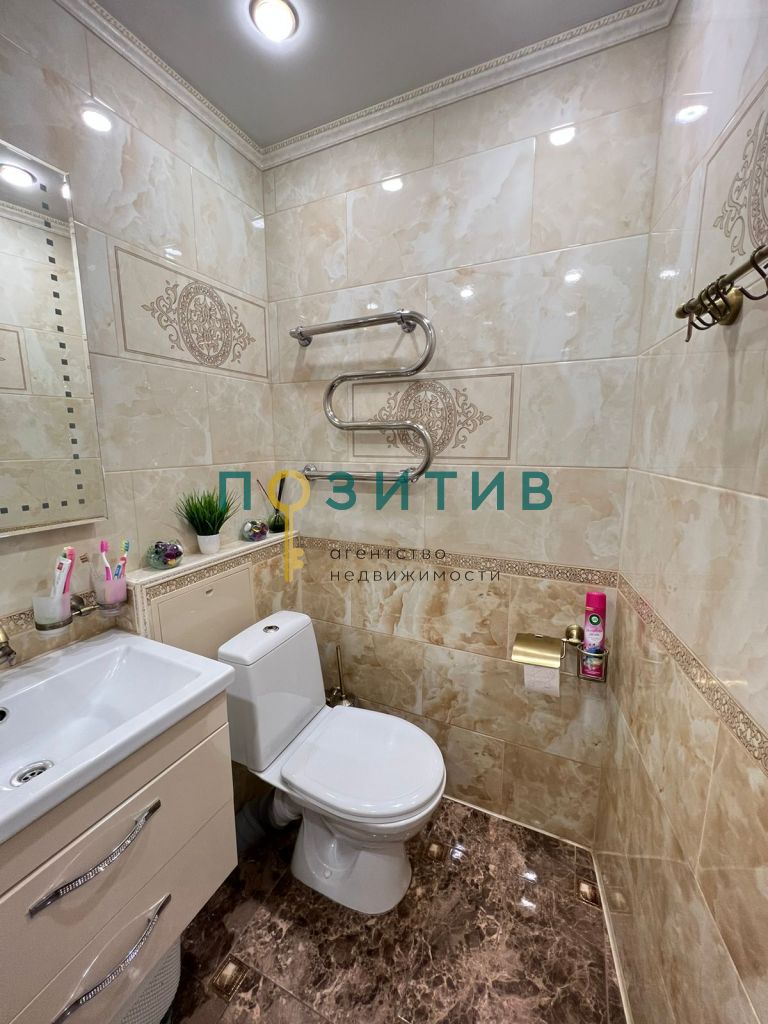 Продажа 3-комнатной квартиры, Минеральные Воды, 50 лет Октября ул,  28