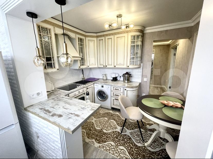 Продажа 2-комнатной квартиры, Пятигорск, Адмиральского ул,  31