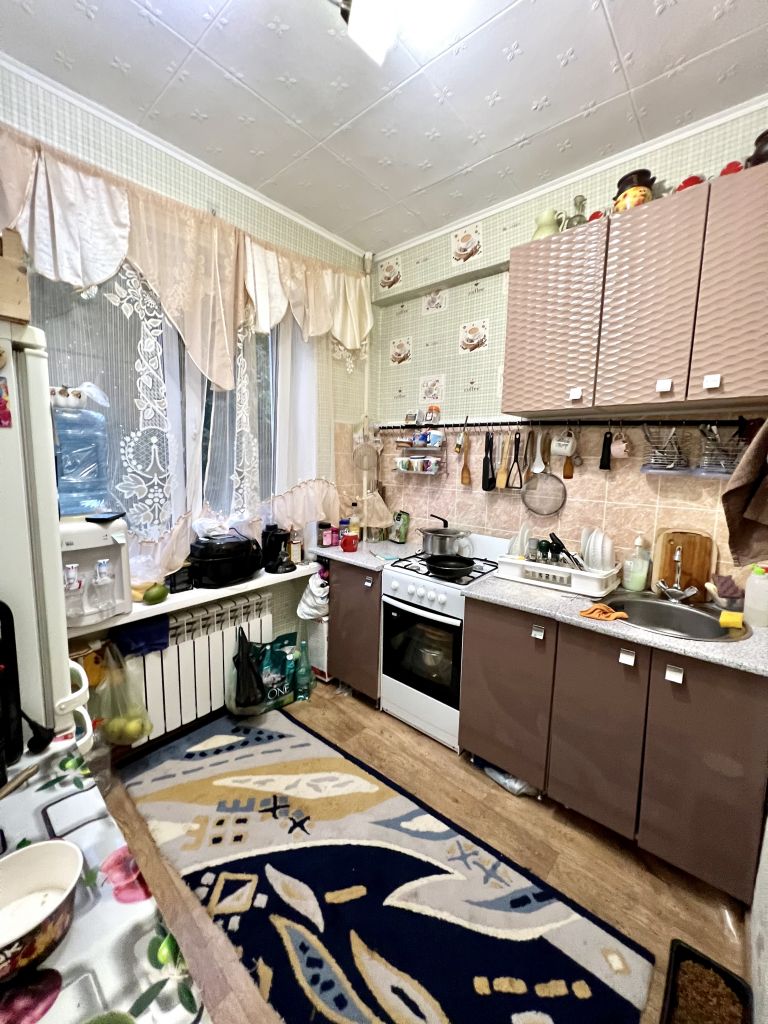 Продажа 3-комнатной квартиры, Ессентуки, 60 лет Октября ул,  10