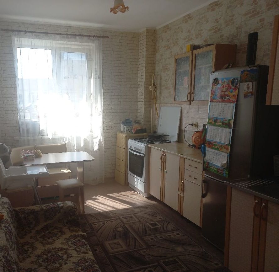 Продажа 1-комнатной квартиры, Батайск, Коммунистическая ул