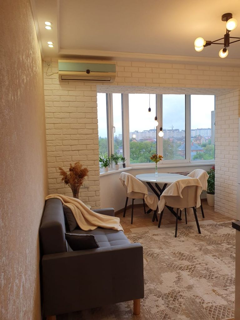 Продажа 2-комнатной квартиры, Пятигорск, Первомайская ул,  92к3