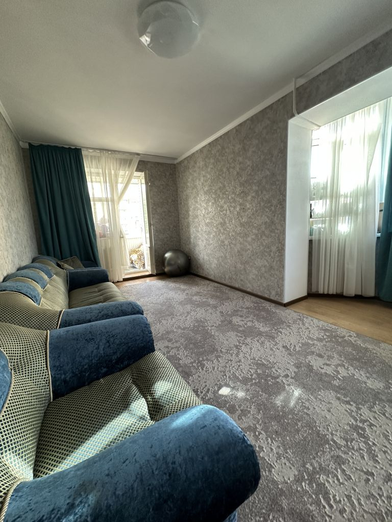 Продажа 2-комнатной квартиры, Пятигорск, Калинина пр-кт,  40