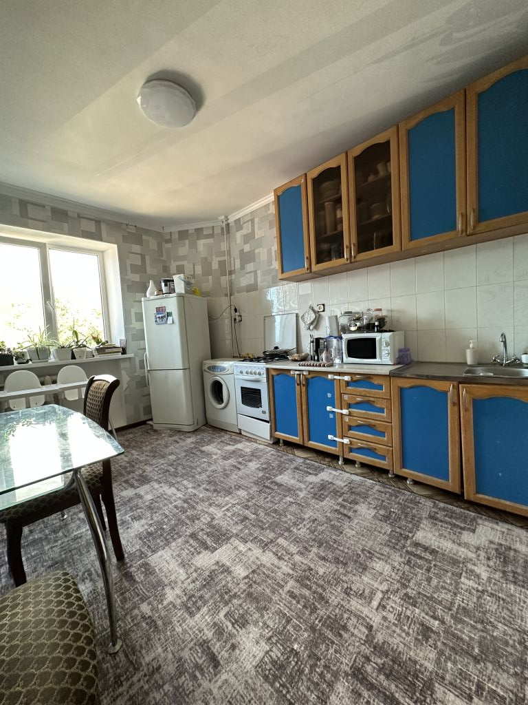 Продажа 2-комнатной квартиры, Пятигорск, Калинина пр-кт,  40