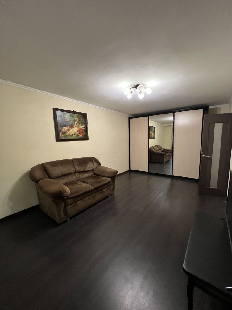 Продажа 3-комнатной квартиры, Иноземцево, Шоссейная ,  242