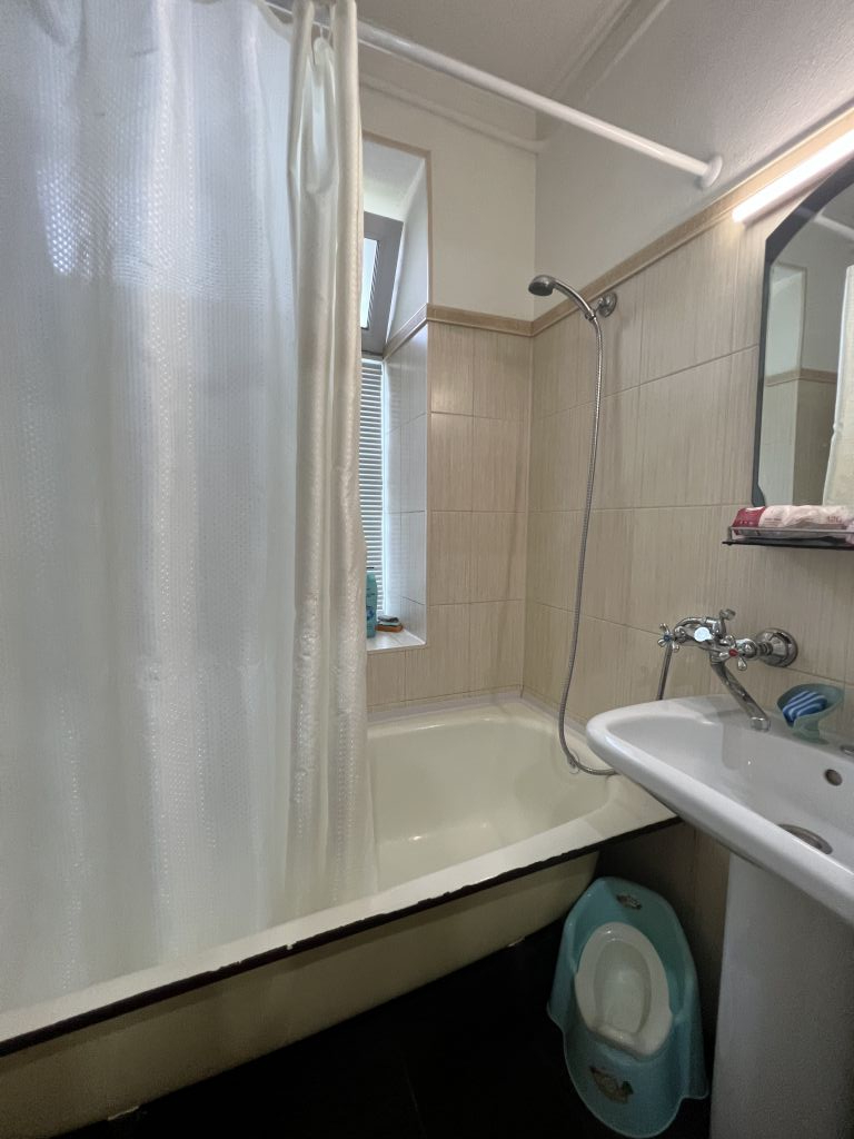 Продажа 2-комнатной квартиры, Ессентуки, Гаевского ул,  63А