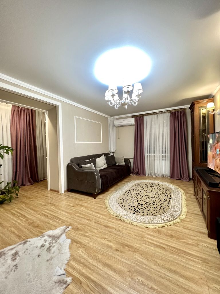 Продажа 3-комнатной квартиры, Ессентуки, Лермонтова ул,  114B