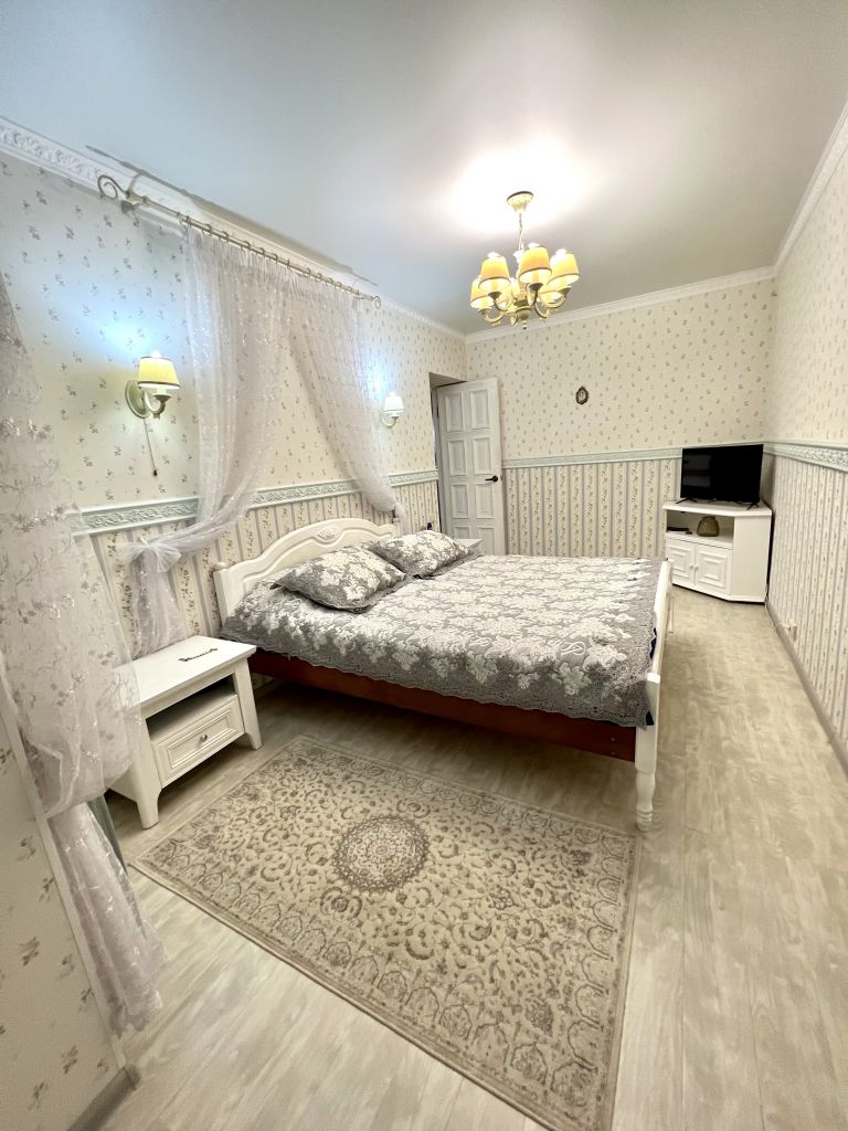 Продажа 3-комнатной квартиры, Ессентуки, Лермонтова ул,  114B