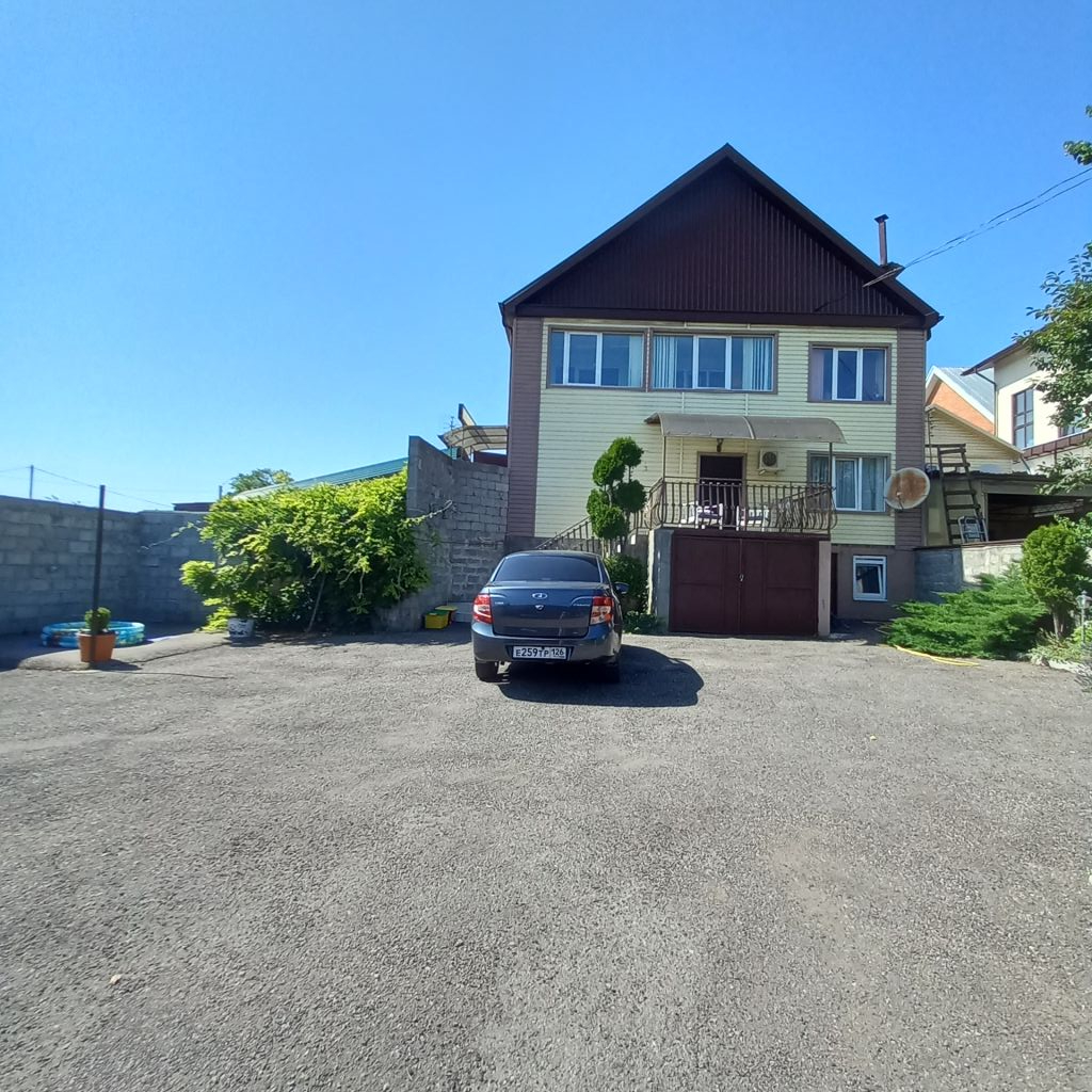 Продажа 3-комнатной квартиры, Ессентуки, Шевченко ул,  12