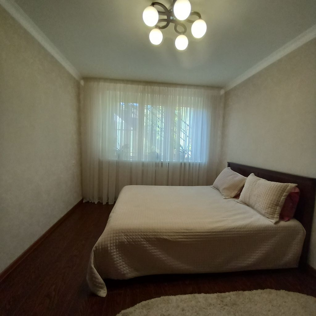 Продажа 3-комнатной квартиры, Ессентуки, Шевченко ул,  12