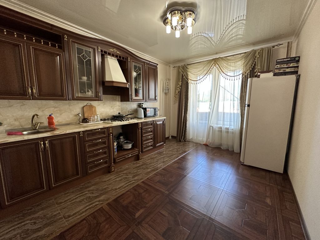 Продажа 4-комнатной квартиры, Пятигорск, 295 Стрелковой Дивизии ул