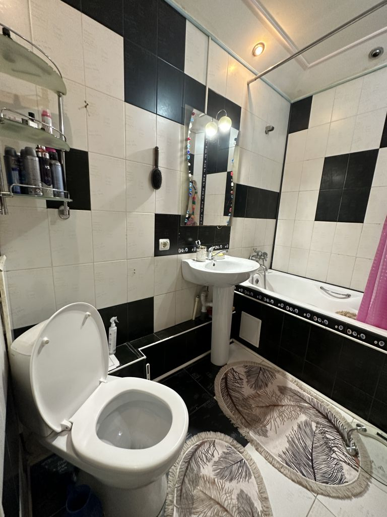 Продажа 3-комнатной квартиры, Пятигорск, 295 Стрелковой Дивизии ул,  8