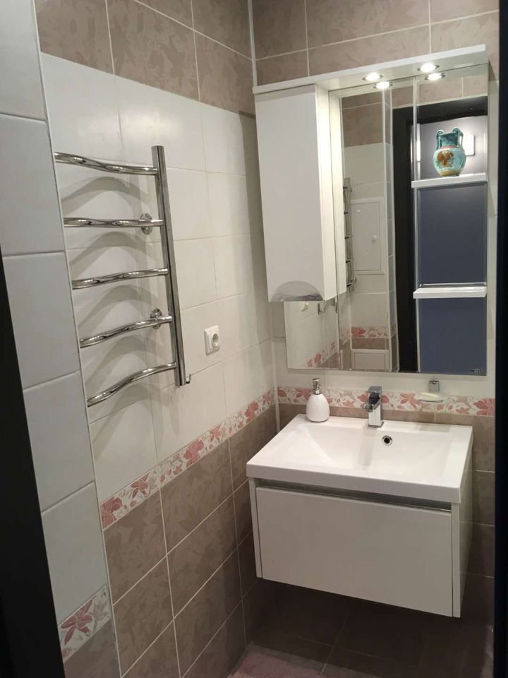 Продажа 2-комнатной квартиры, Саратов, Гвардейская ул,  23