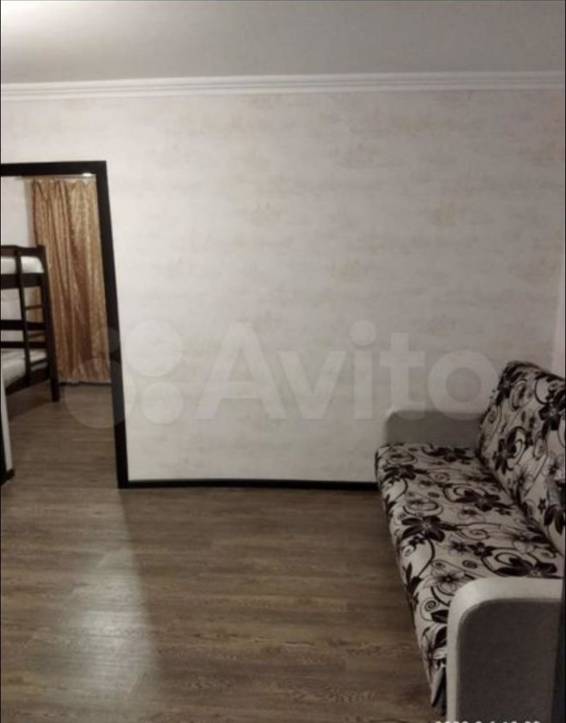 Продажа 2-комнатной квартиры, Пятигорск, Калинина пр-кт,  154