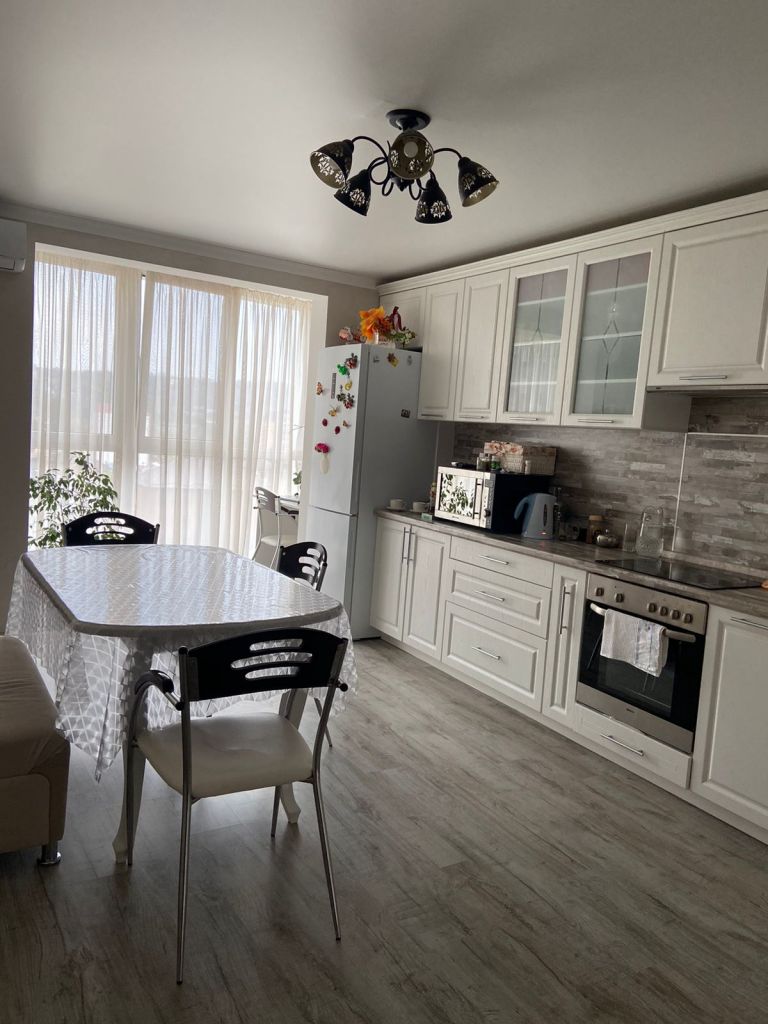 Продажа 2-комнатной квартиры, Пятигорск, Первомайская ул,  2/2