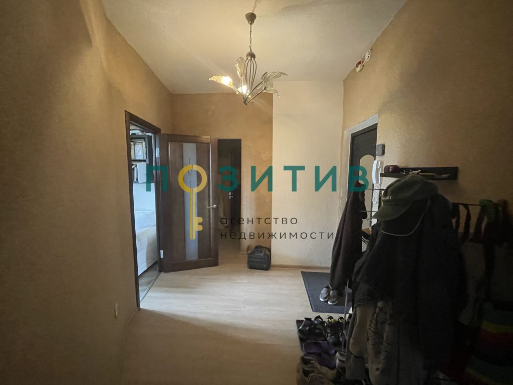 Продажа 2-комнатной квартиры, Пятигорск, Калинина пр-кт,  5а