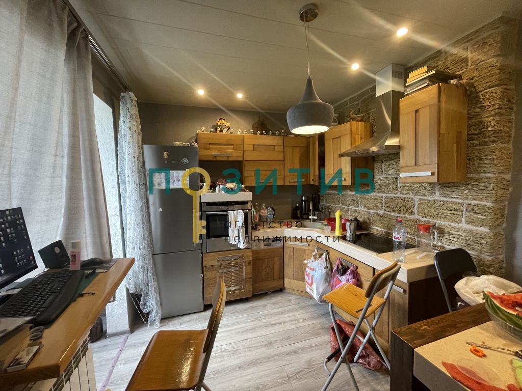 Продажа 2-комнатной квартиры, Пятигорск, Калинина пр-кт,  5а