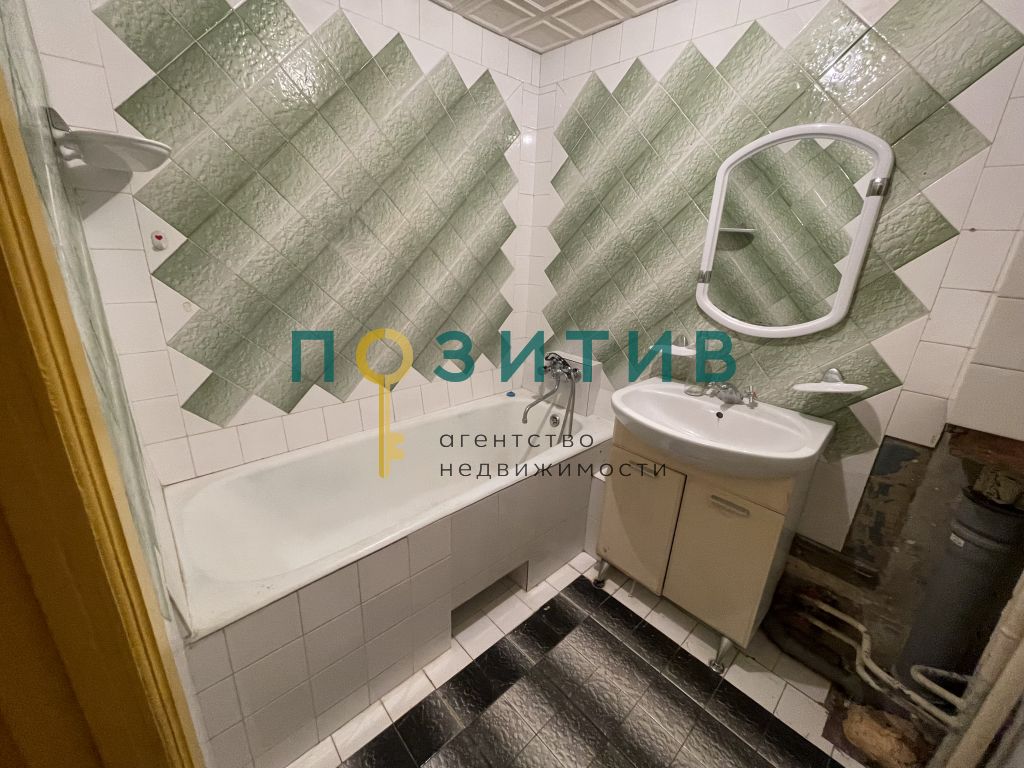 Продажа 2-комнатной квартиры, Пятигорск, Сергеева ул,  8