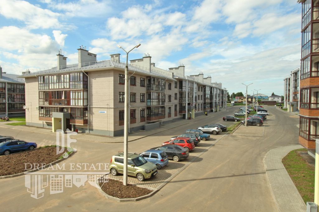 Продажа 2-комнатной квартиры, Красный Бор, Большая Заозерная ул,  37