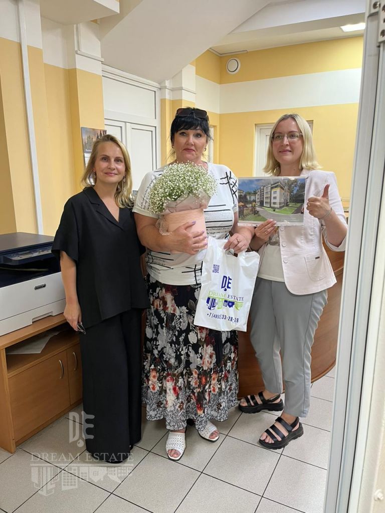 Продажа 2-комнатной квартиры, Красный Бор, Большая Заозерная ул,  37