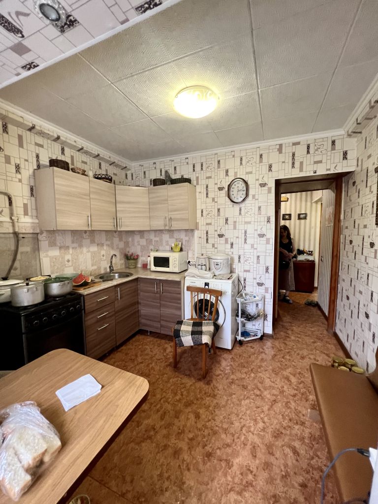 Продажа 2-комнатной квартиры, Ессентуки, Октябрьская ул,  446