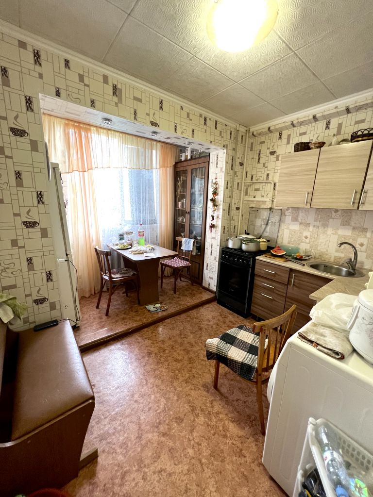 Продажа 2-комнатной квартиры, Ессентуки, Октябрьская ул,  446