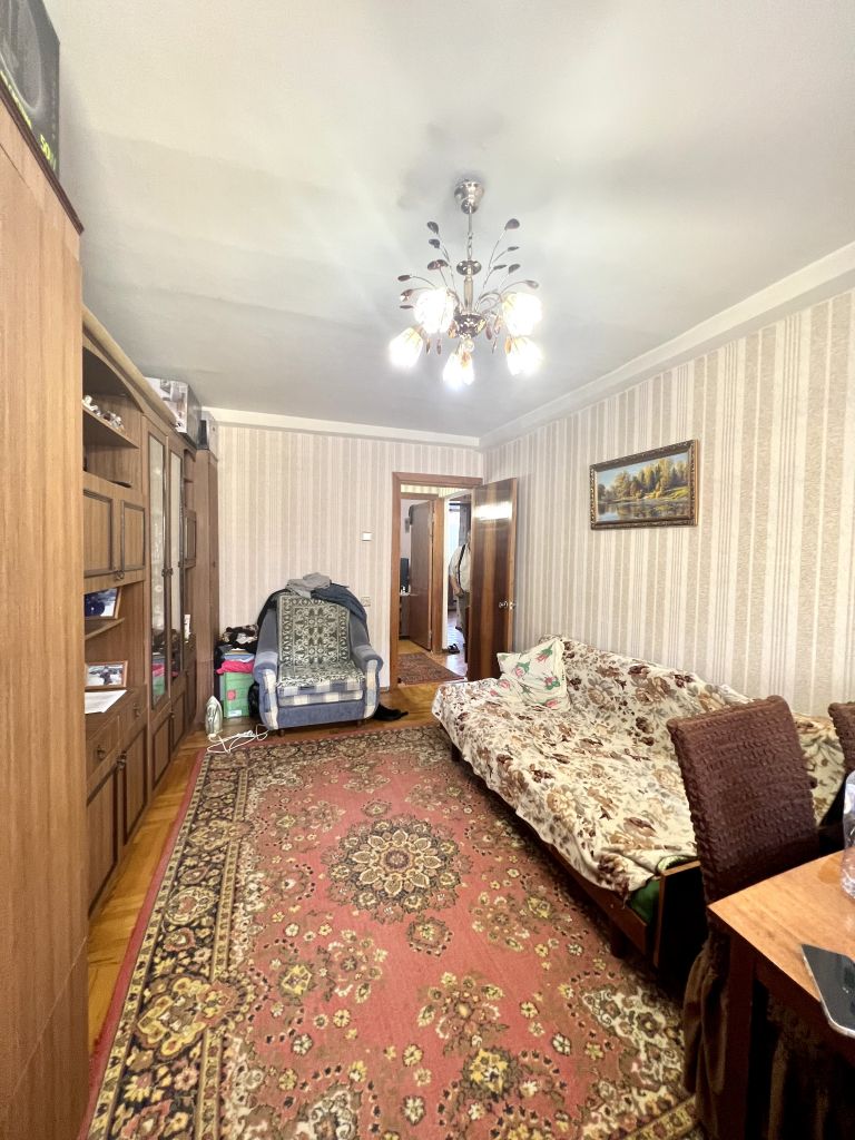 Продажа 2-комнатной квартиры, Ессентуки, Октябрьская ул,  446