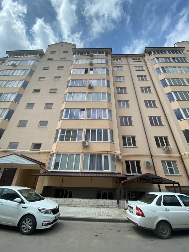 Продажа 2-комнатной квартиры, Пятигорск, Оранжерейная ул,  17к1