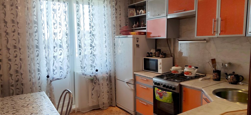 Продажа 3-комнатной квартиры, Тверь, Королева ул,  18