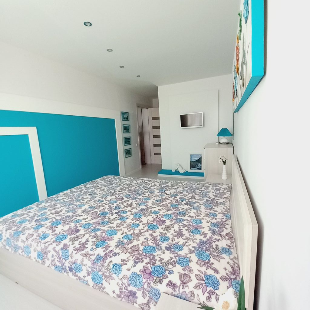 Продажа 2-комнатной квартиры, Ессентуки, Маяковского ул,  24/1