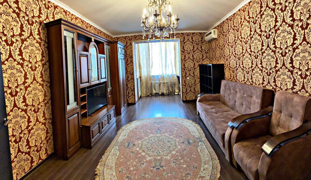 Продажа 2-комнатной квартиры, Пятигорск, Нежнова ул,  21к3