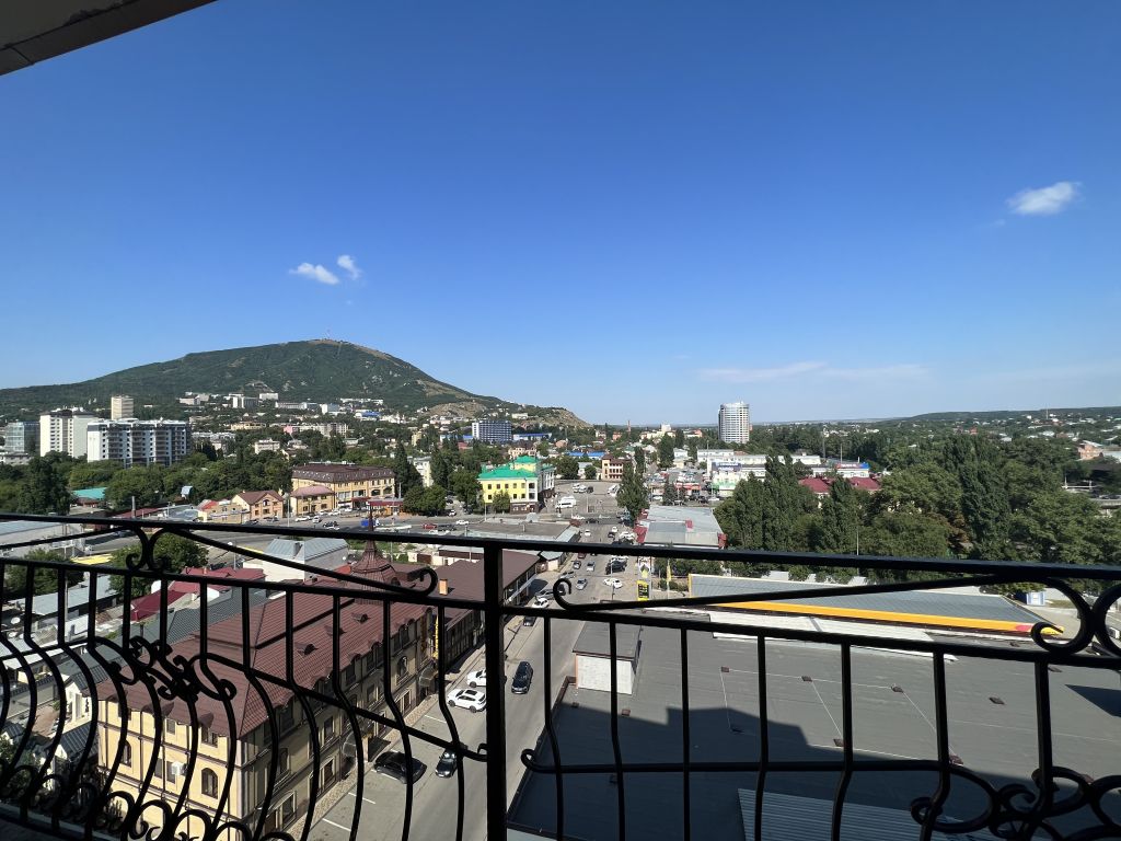 Продажа 2-комнатной квартиры, Пятигорск, Бунимовича ул,  15