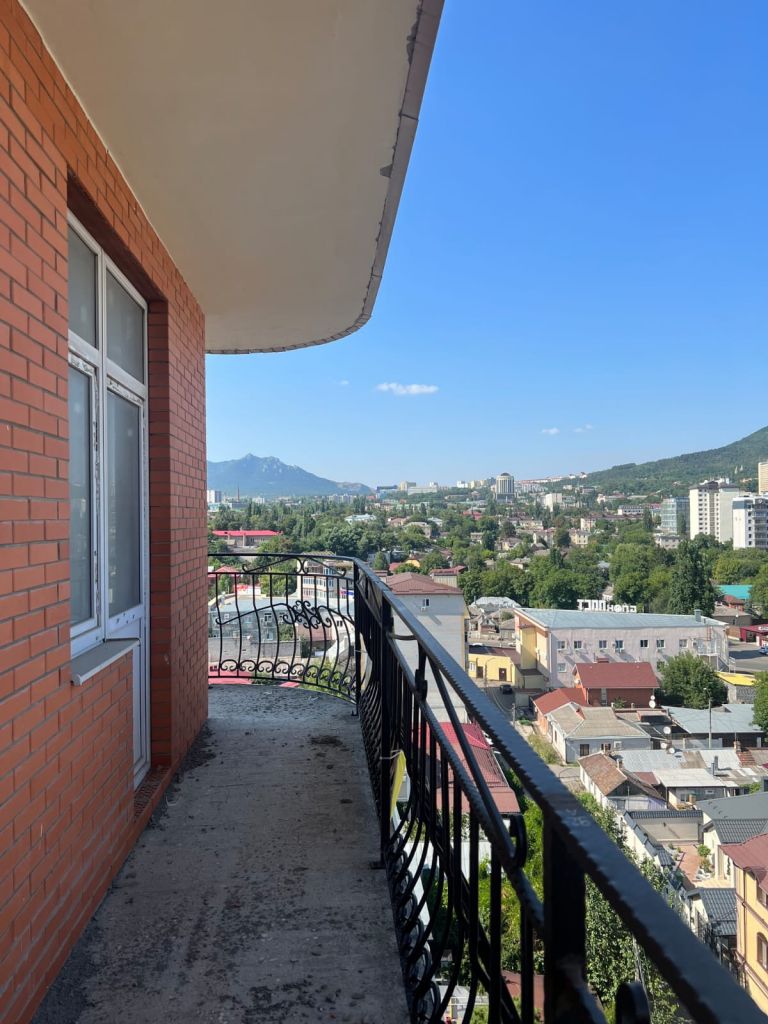 Продажа 3-комнатной квартиры, Пятигорск, Бунимовича ул,  15к2