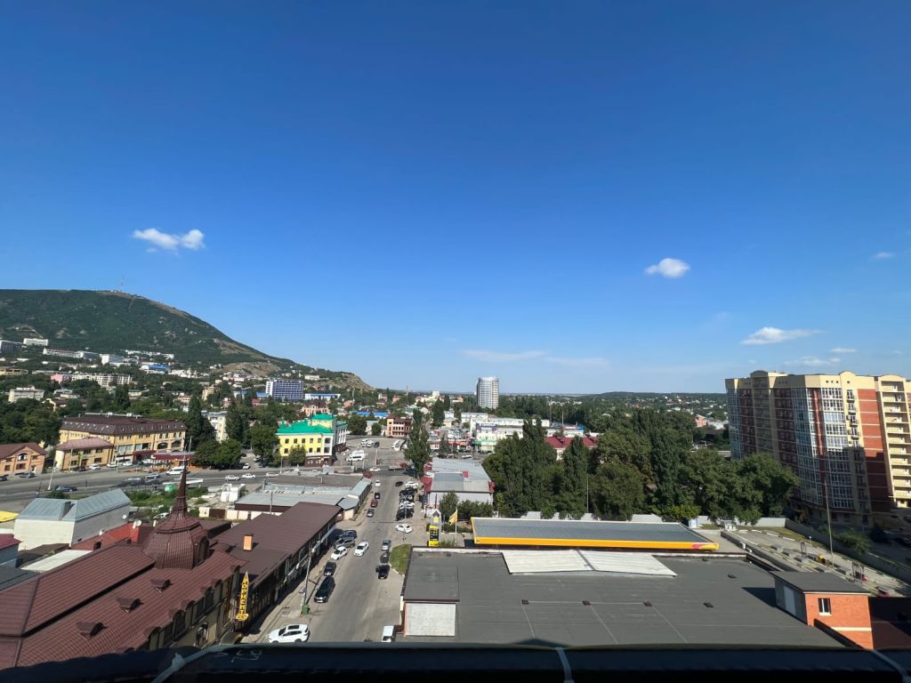 Продажа 3-комнатной квартиры, Пятигорск, Бунимовича ул,  15к2