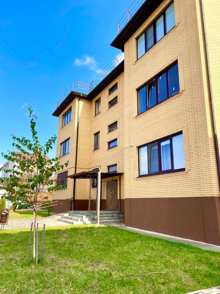 Продажа 2-комнатной квартиры, Пятигорск, Приозерная ул,  2Б