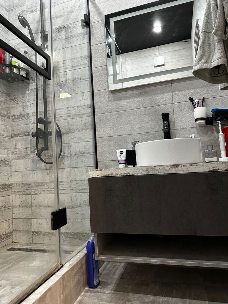 Продажа 3-комнатной квартиры, Пятигорск, Нежнова ул,  52к1