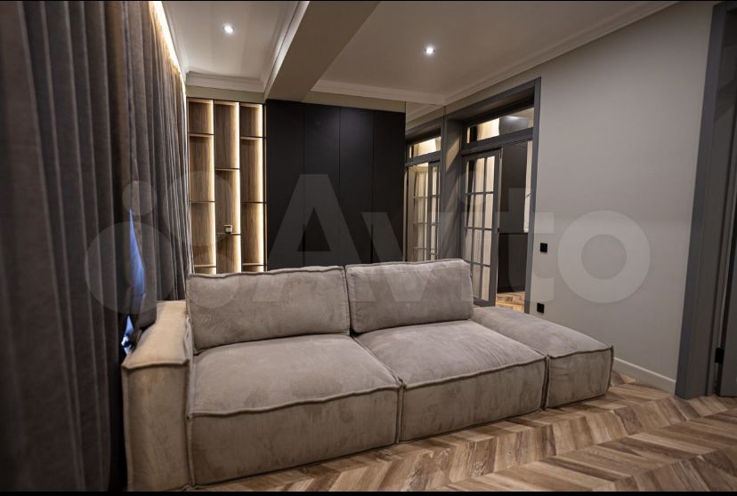 Продажа 2-комнатной квартиры, Пятигорск, Адмиральского ул,  1А