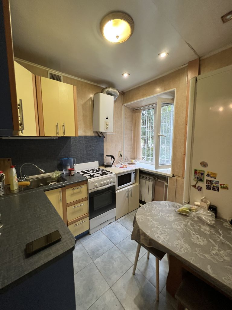 Продажа 2-комнатной квартиры, Ессентуки, Октябрьская ул,  461