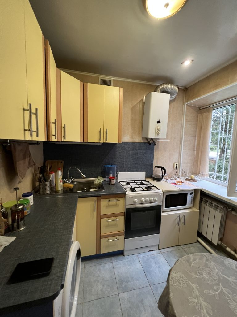 Продажа 2-комнатной квартиры, Ессентуки, Октябрьская ул,  461