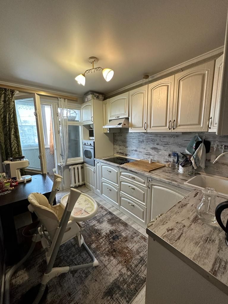 Продажа 2-комнатной квартиры, Ессентуки, Октябрьская ул,  422