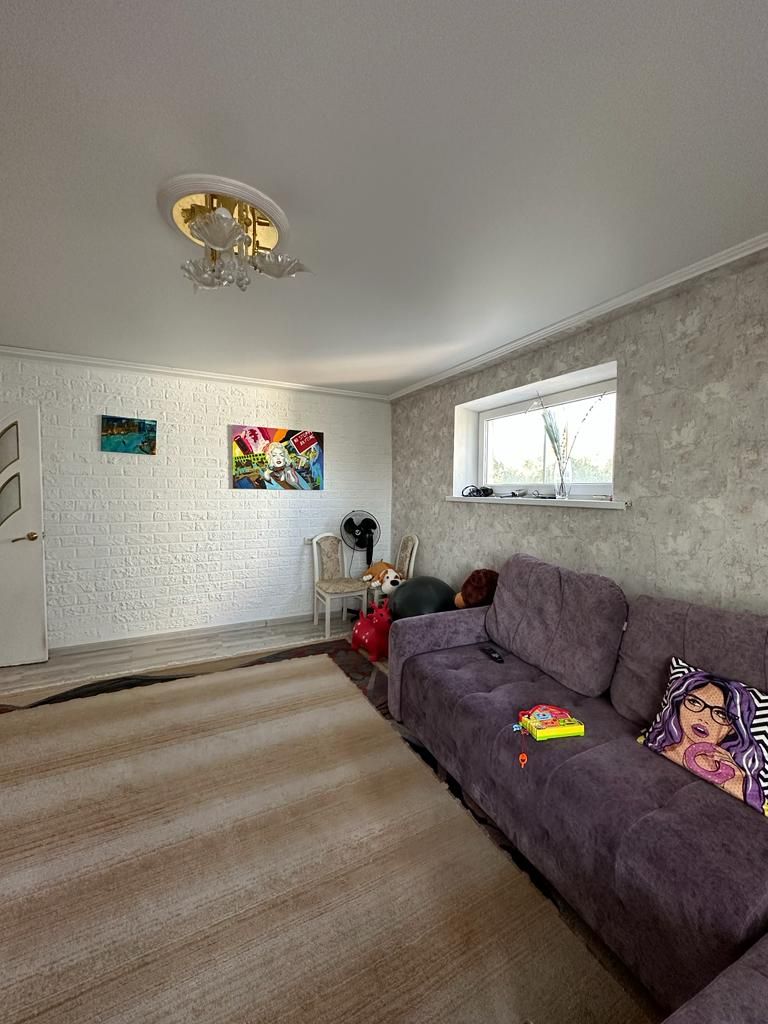 Продажа 2-комнатной квартиры, Ессентуки, Октябрьская ул,  422