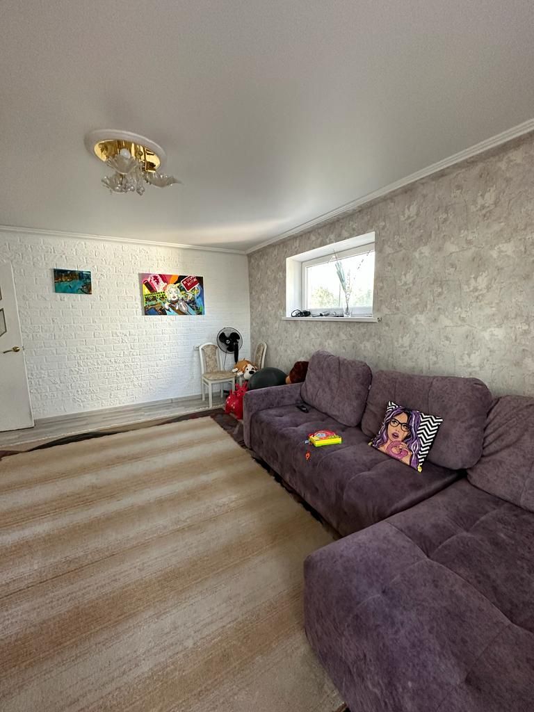 Продажа 2-комнатной квартиры, Ессентуки, Октябрьская ул,  422