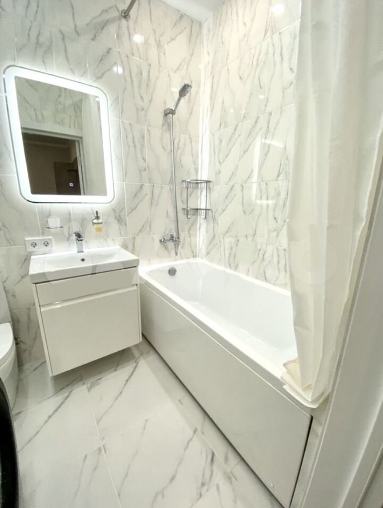 Продажа 1-комнатной квартиры, Пятигорск, Озерная ул,  2Е